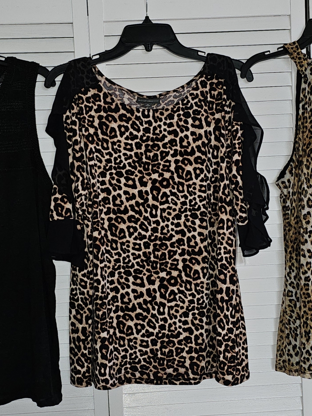 Womans 3 Tops Size XL